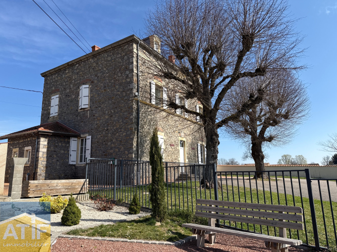 Offres de location Appartement Saint-Julien-d'Oddes (42260)